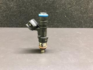 Запчасть форсунка топливная FORD FIESTA 08-17