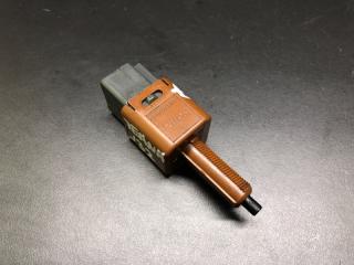 Датчик положения педали тормоза TEANA J32 08-14