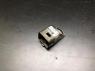 Запчасть датчик удара LEXUS ES300 ES330 01-06