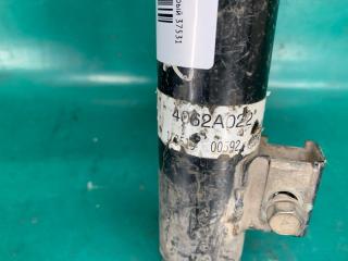 Амортизатор передний правый L200 06-14