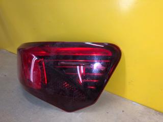 Фонарь наружный правый TOYOTA AVENSIS 08-18