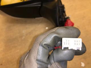 Зеркало левое PRIUS PLUS 11-14