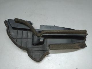 Дефлектор радиатора правый PRIUS - 30 09-17