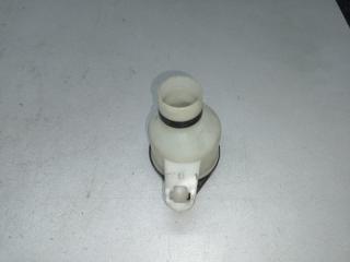 Горловина бачка стеклоомывателя TOYOTA PRIUS - 30 09-17