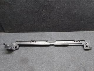 Накладка на рамку радиатора PRIUS C/AQUA 11-14