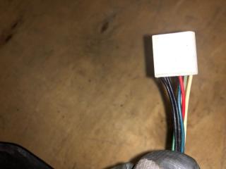 Зеркало левое AVENSIS 03-08