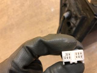 Зеркало правое AVENSIS 03-08