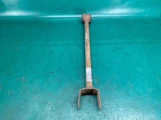 Рычаг задней подвески продольный задний правый TOYOTA CAMRY 10 92-96