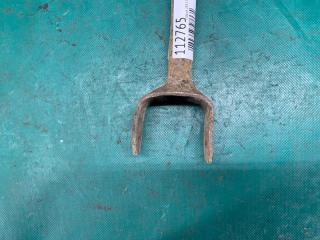 Рычаг задней подвески продольный задний правый CAMRY 10 92-96