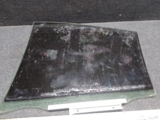 Стекло двери заднее правое PRIUS C/AQUA 11-14 2013 NHP10L 1NZ-FXE 1.5L