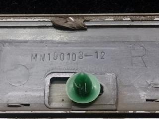 Молдинг двери передний правый MITSUBISHI LANCER IX 9 03-07