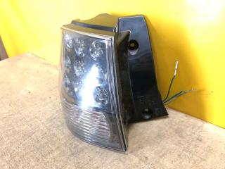 Фонарь наружный левый OUTLANDER XL 05-13