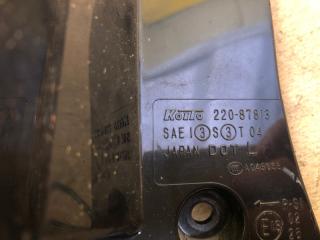 Фонарь наружный левый OUTLANDER XL 05-13