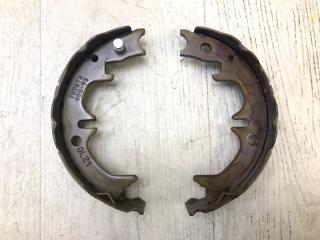 Колодки стояночного тормоза TOYOTA CAMRY 40 06-11