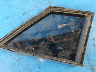 Стекло двери глухое переднее левое PRIUS 16- 2016 1.8 2ZRFXE