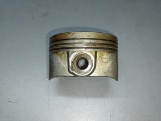 Поршень LEXUS CT200 11-17 2013