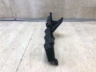 Кронштейн переднего бампера передний HIGHLANDER 13-19