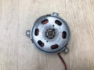 Мотор вентилятора охлаждения VOLKSWAGEN PASSAT B7 11-15 2.5 CBUA