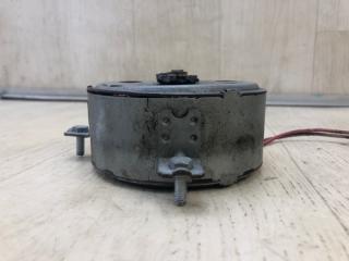 Мотор вентилятора охлаждения PASSAT B7 11-15 2012 2.5 CBUA