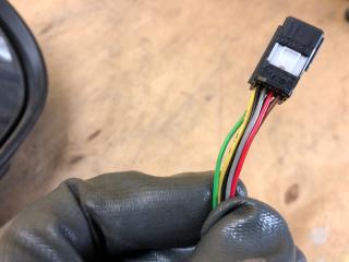 Зеркало правое LEAF 18-