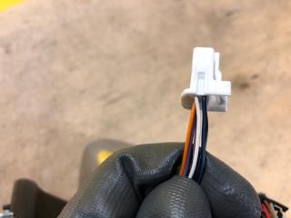 Зеркало правое LEAF 18-