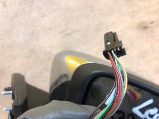 Зеркало правое LEAF 18-