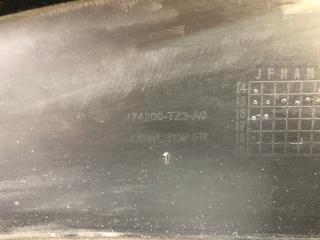 Пластик под лобовое стекло / Жабо TLX 14-17