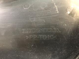 Пластик под лобовое стекло / Жабо TLX 14-17