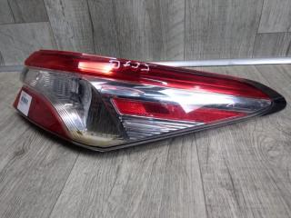 Фонарь наружный правый CAMRY 70 17-