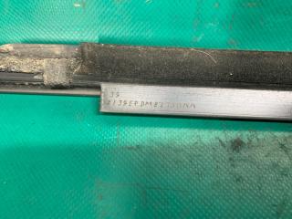 Молдинг двери задний левый CHEROKEE 14- 2019 3.2L 6