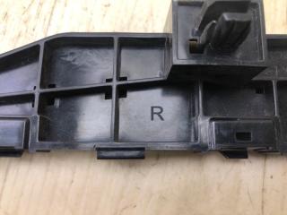 Кронштейн переднего бампера правый MDX (YD3) 13-21