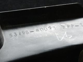 Пластик подкапотного отсека правый GX470 02-09