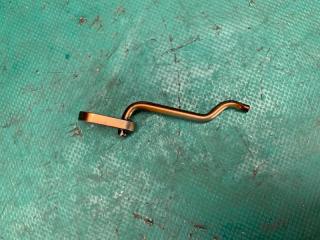 Запчасть форсунка масляная KIA MAGENTIS 05–10 2008