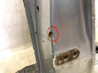 Стойка кузова средняя правая GX470 02-09