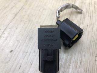 Конденсатор 200 14-16 2015 UF 2.4 ED6