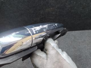 Ручка двери наружная передняя правая TRIBECA B9 05-07