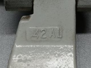 Петля двери верхняя задняя левая INFINITI M35/M45 04-10