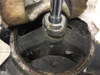 Подушка двигателя задняя GRAND CARAVAN 08-