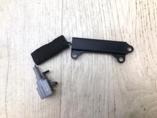 Антенна INFINITI G25/G35/G37/Q40 06-14