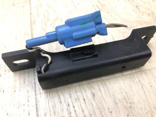 Антенна JUKE 10-19 2010 F15 1.6 MR16DDT