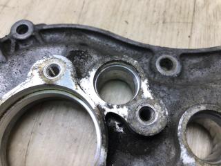 Крышка распредвала передняя правая S-CLASS W221 06-13 2010 Седан M273968 5.5L