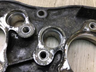 Крышка распредвала передняя правая S-CLASS W221 06-13 2010 Седан M273968 5.5L