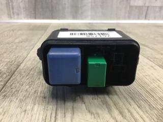 Блок предохранителей моторный отсек TOYOTA CAMRY 40 06-11