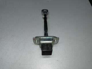 Ограничитель двери задний левый MITSUBISHI LANCER X 10 07-15 2.0 4B11