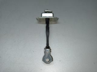 Ограничитель двери задний правый TOYOTA PRIUS C/AQUA 11-14 2013