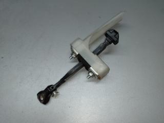 Ограничитель двери задний левый LEXUS RX350/450 09-15 2009