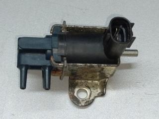 Клапан электромагнитный (вакуумный) RX300/330/350/400 03-09