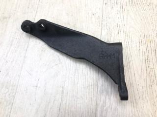 Кронштейн КПП правый TOYOTA SUPRA 86-92 Б/У Кронштейн КПП правый TOYOTA SUPRA 86-92