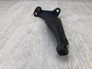 Кронштейн КПП правый SUPRA 86-92 A70 3.0 7M-GE