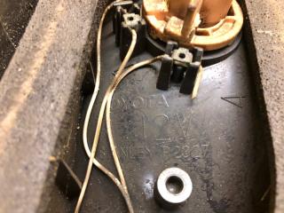 Фонарь наружный правый LAND CRUISER PRADO 120 02-09